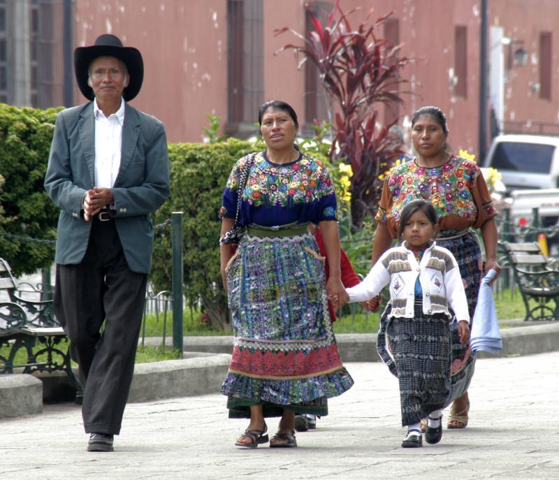 Guatemalan family - UNTITLED ©2007 Martin Oretsky